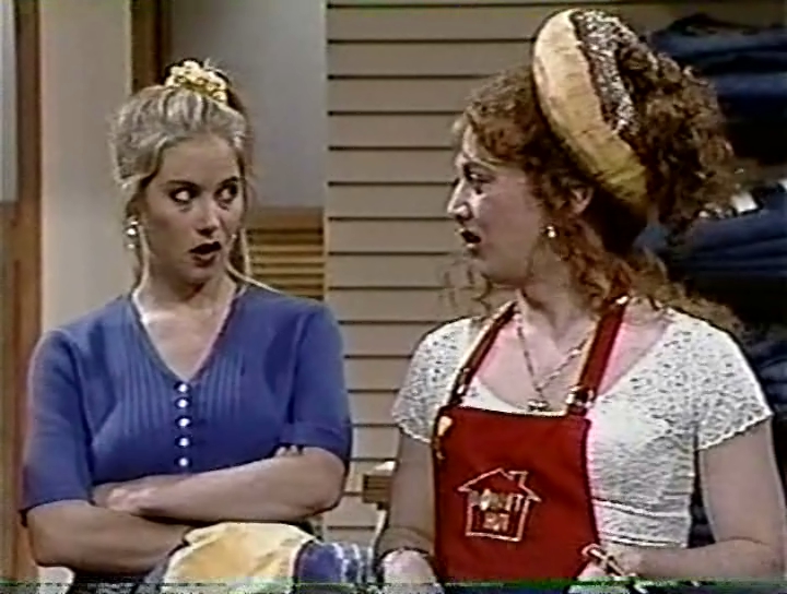 May 8, 1993 – Christina Applegate / Midnight Oil (S18 E19) – The 'One ...